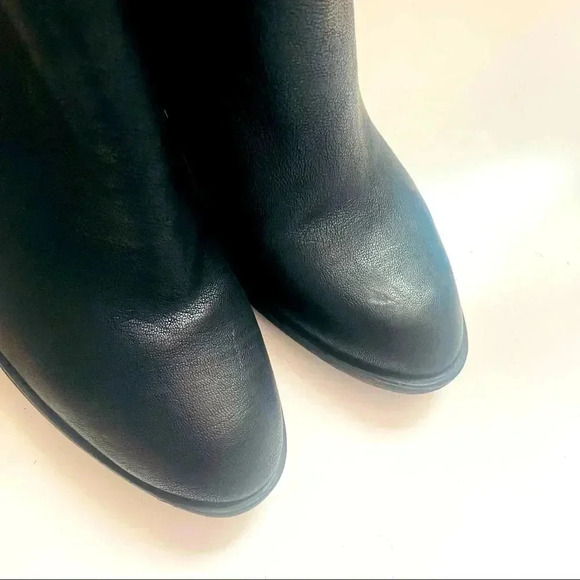 Lucky Brand Sassa Black Leather Ankle Booties - Picture 8 of 10